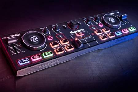 Numark DJ2GO2